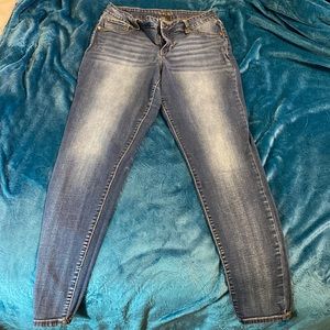 Maurice Ankle Jean
